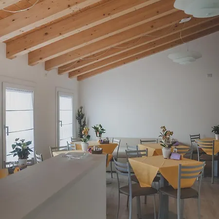 Terra Ferma Rooms&more