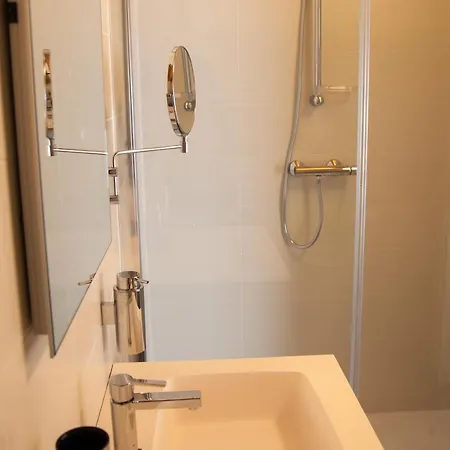 Terra Ferma Rooms&more Bed & Breakfast Salzano