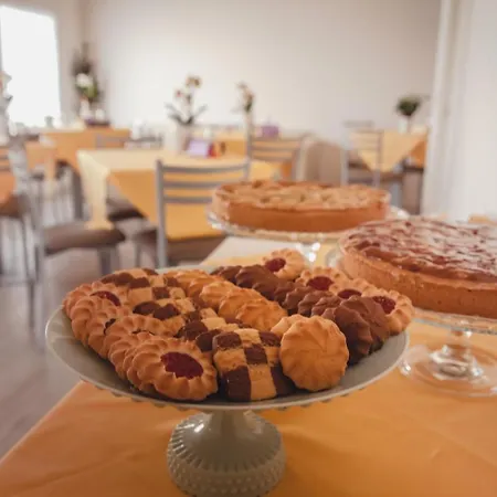 Terra Ferma Rooms&more Bed & Breakfast Salzano
